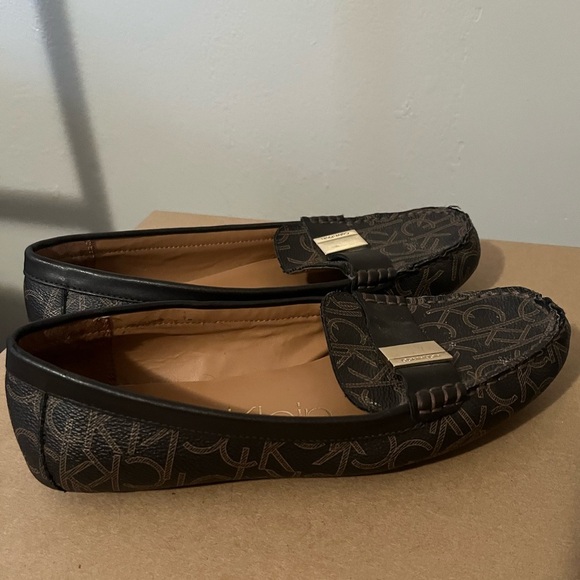 Classic Calvin Klein Brown Loafers - Picture 7 of 13
